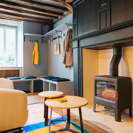La Maison Des Salle De Cinéma Mont Saint Michel Le Petit-Celland