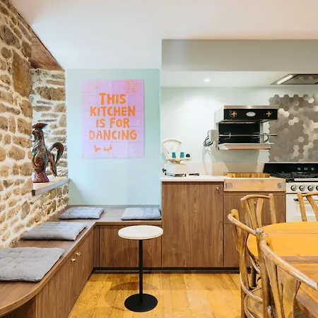 La Maison Des Salle De Cinéma Mont Saint Michel *